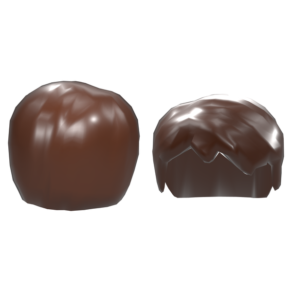 Волосся коротке, розпатлане з пробором збоку