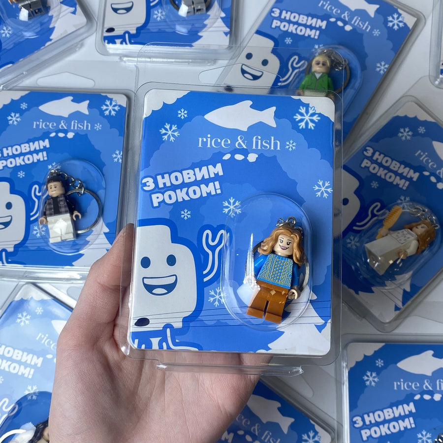 Новорічні брелоки з фігурками в блістерах rice & fish